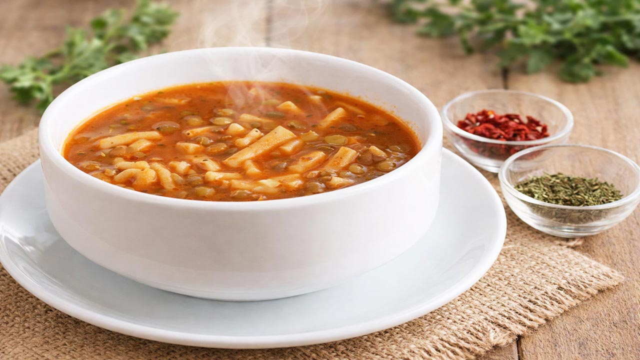 Erişteli Mercimek Çorbası, Lezzetli Erişteli Mercimek Çorbası Nasıl Yapılır