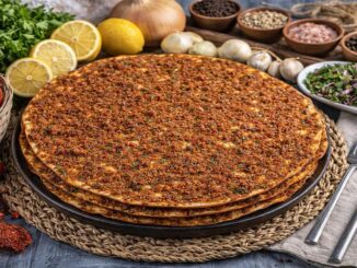 Evde Lahmacun Nasıl Yapılır